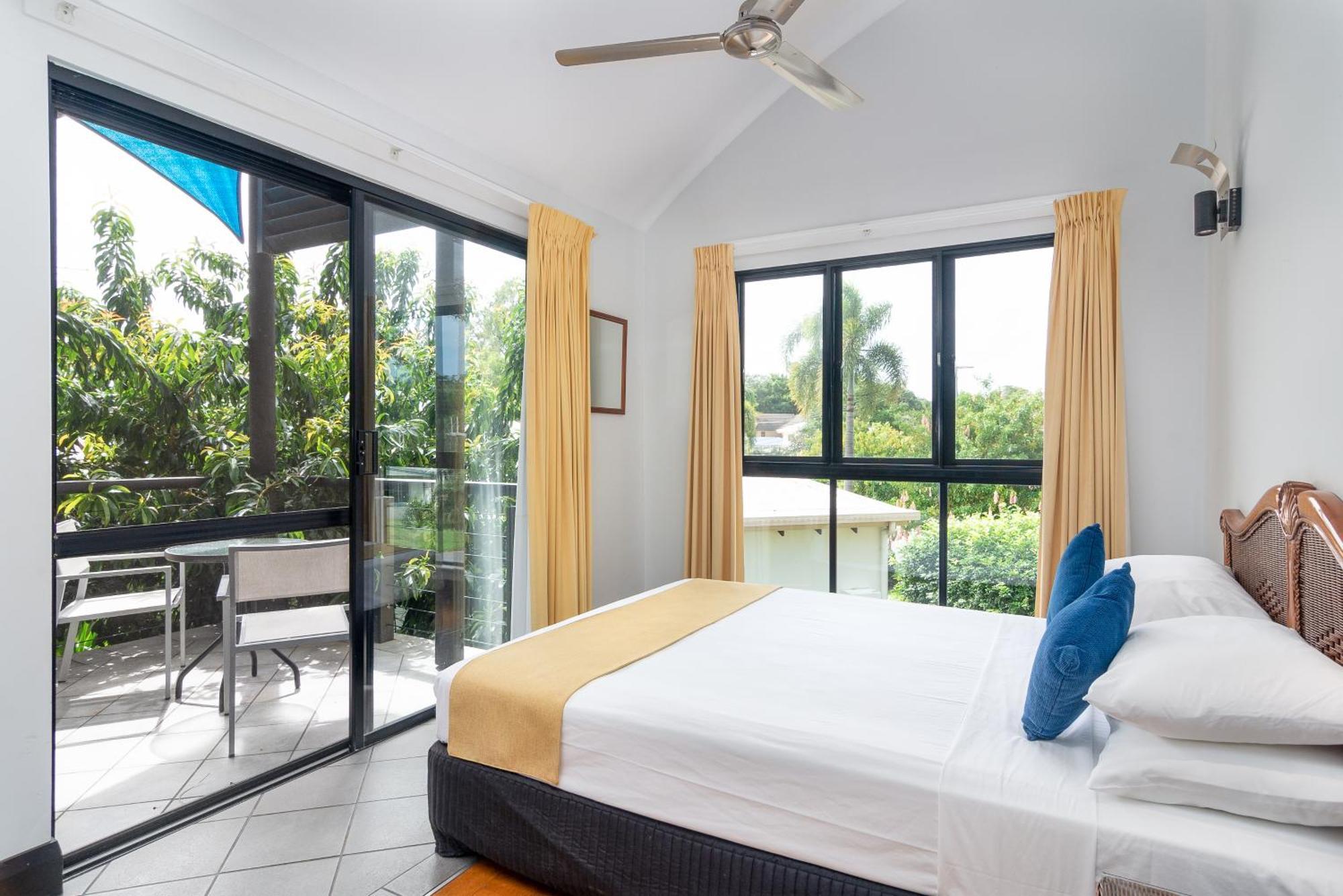 Dreamcatcher Beach-Side Apartments Port Douglas Zewnętrze zdjęcie